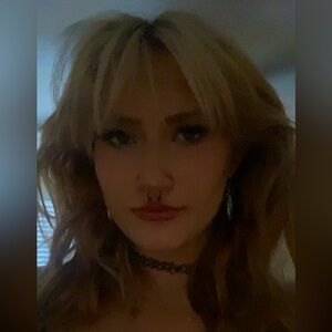 Meet your Posher, Vivian